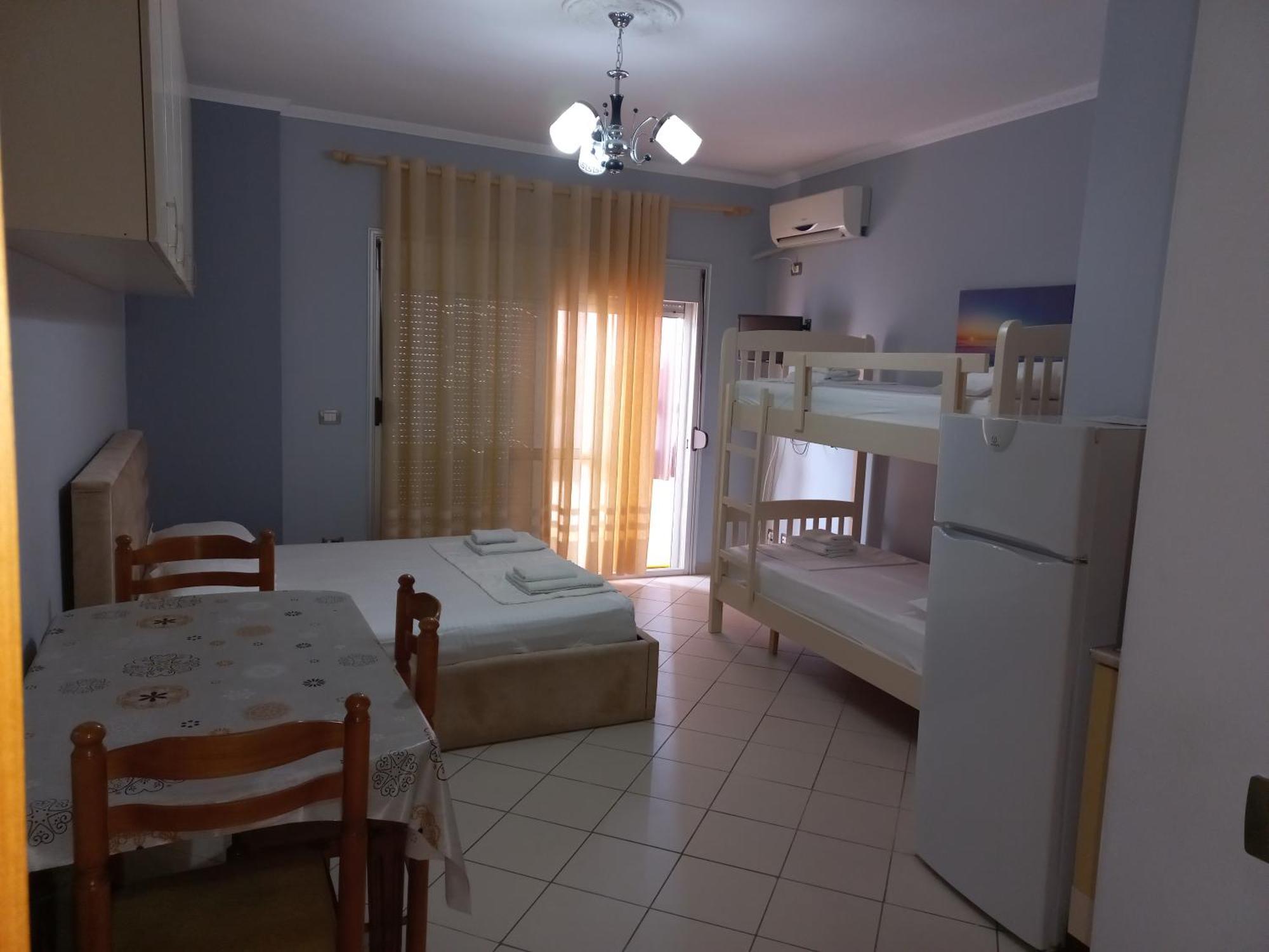 Lungomare Apartament Sea View Vlorë 객실 사진