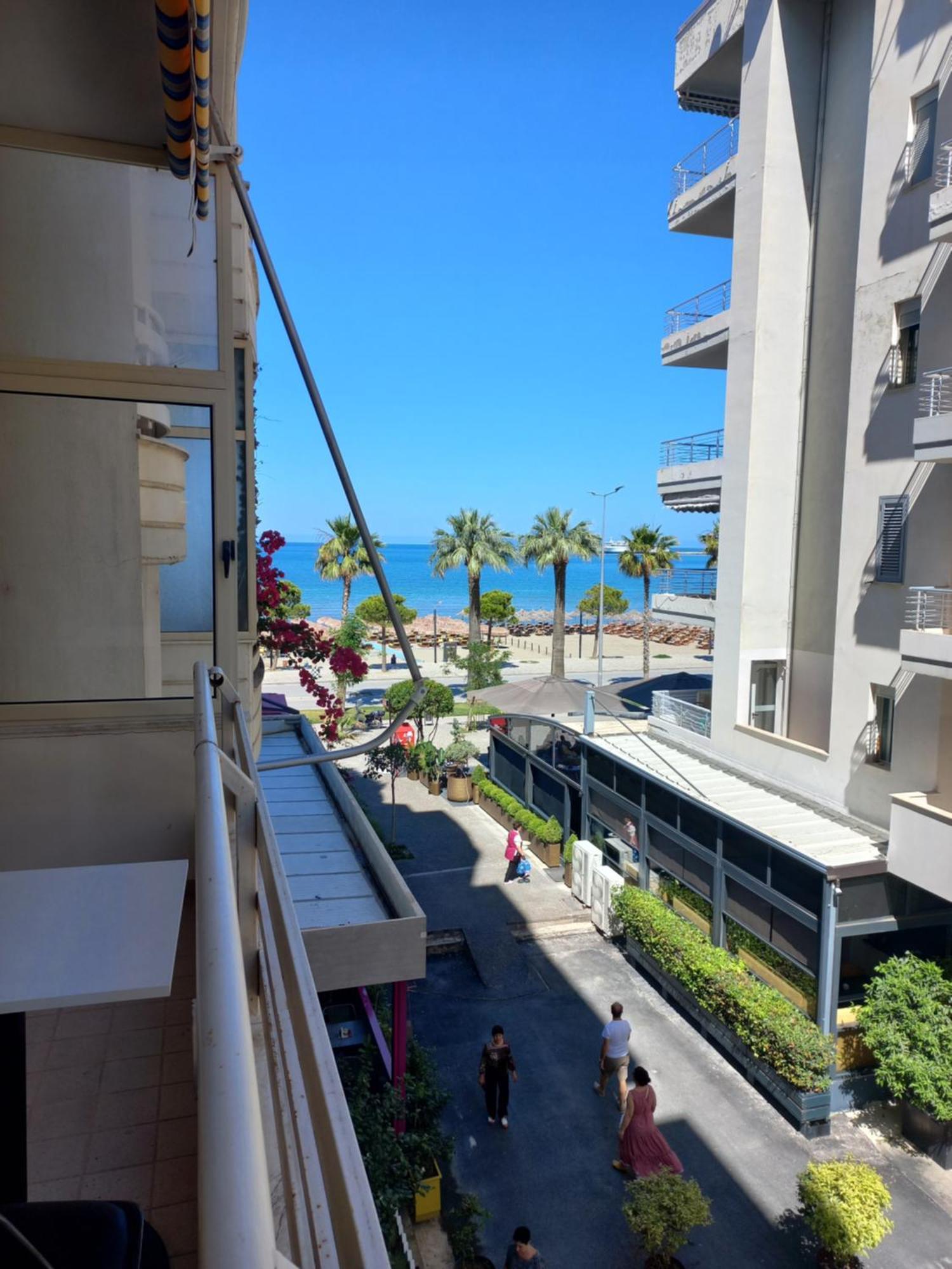 Lungomare Apartament Sea View Vlorë 객실 사진